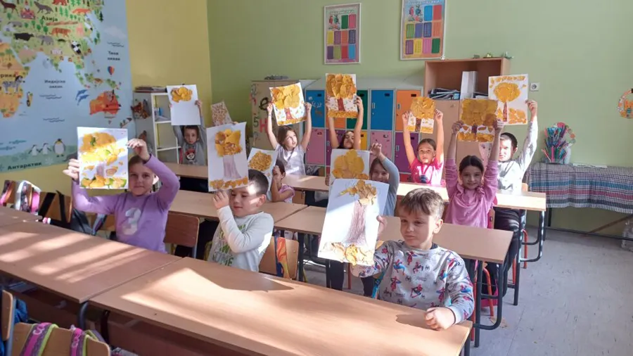 Радови од јесењег лишћа